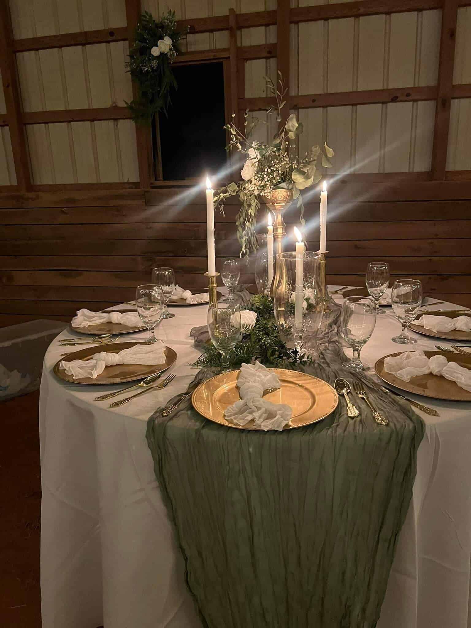 Colors of a barn wedding.