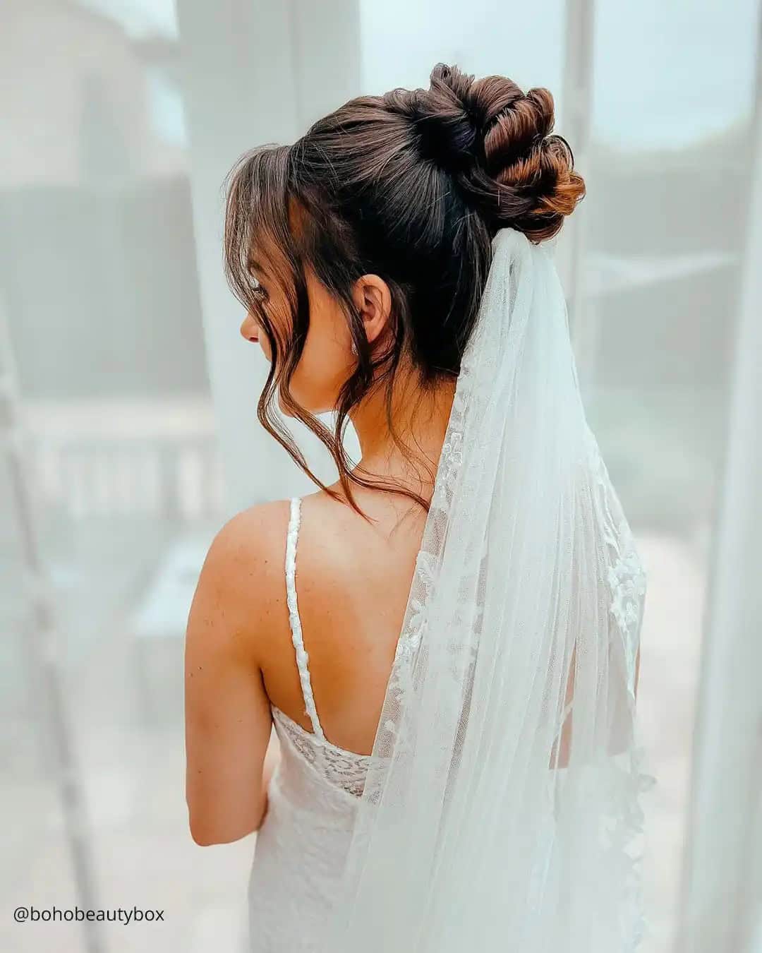 Medium Updos With Veil