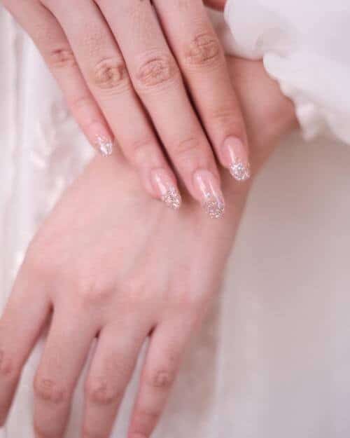 Sparkling French tips