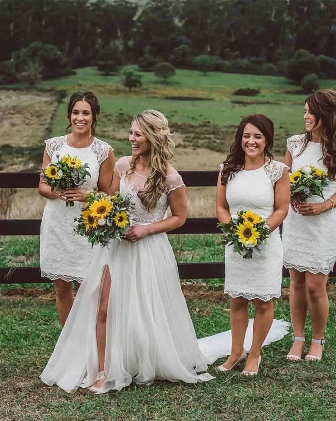 Bright Wedding Bouquets With Sunflowers