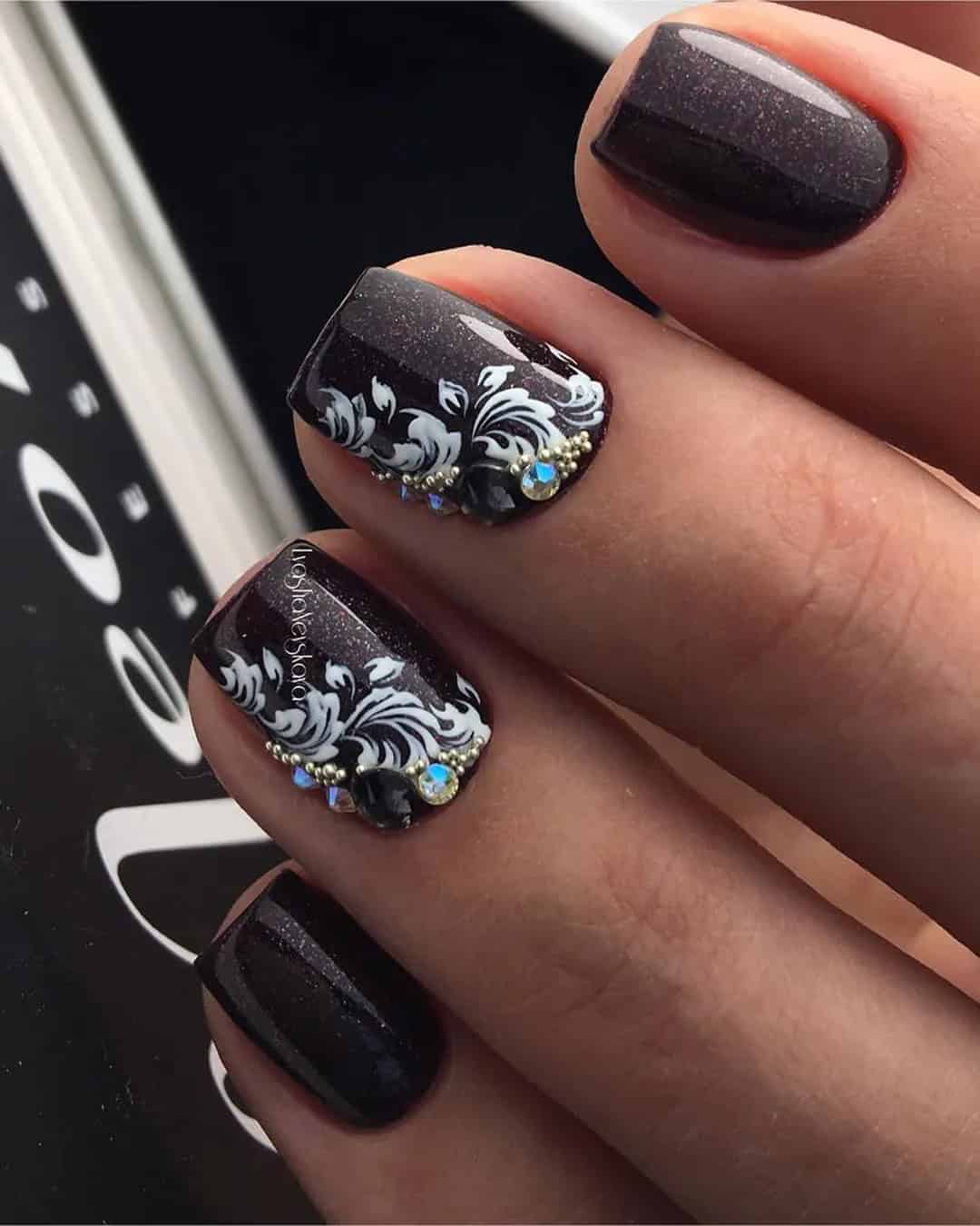 Elegant Black And White Wedding Nails