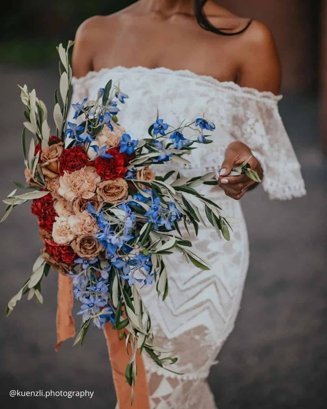 Unique Wedding Bouquets For Boho Brides