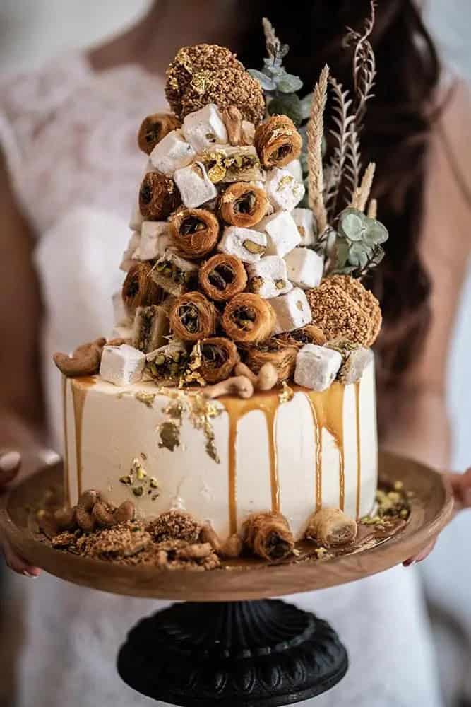 Unique Oriental Wedding Cake And Sweets