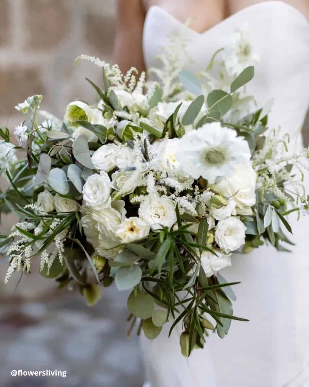 Breathtaking White Wedding Bouquets