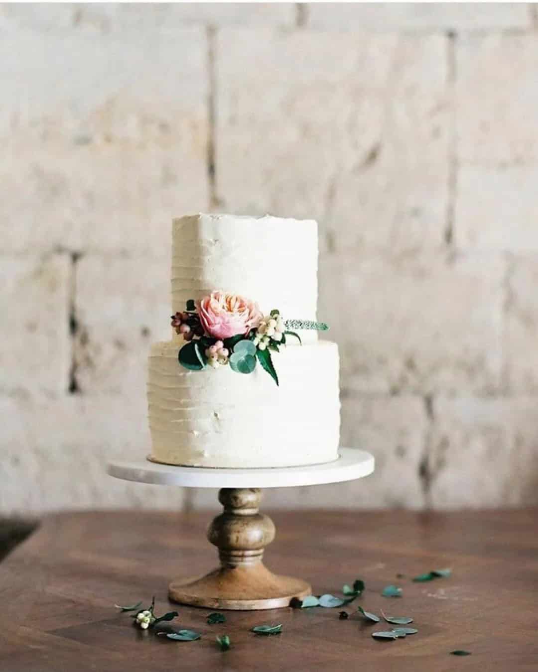 Elegant Buttercream Wedding Cakes