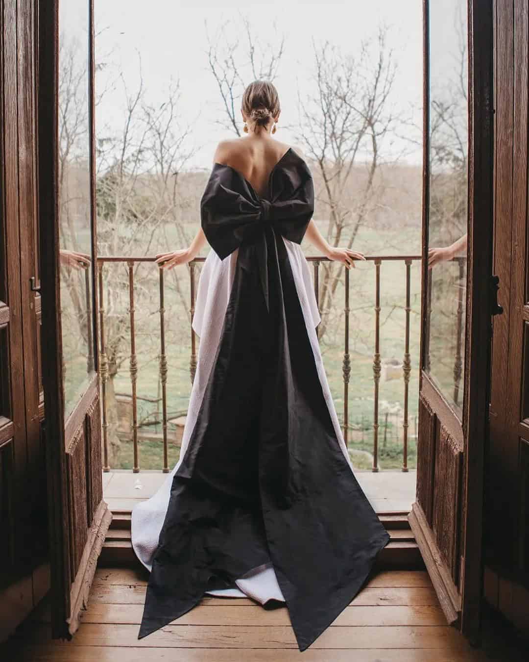 Simple Black Wedding Dresses