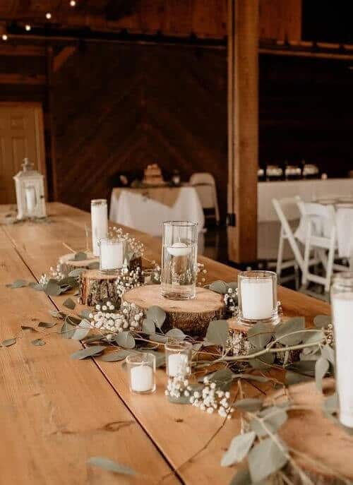 Floating candles and wooden rounds