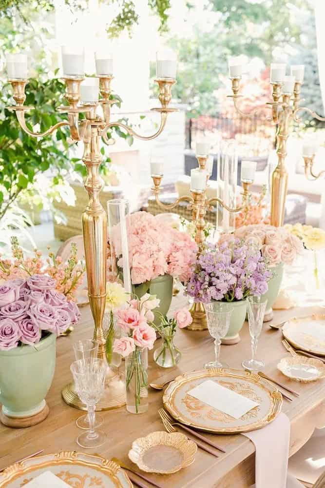 Wedding Flower Decor Ideas At The Tables