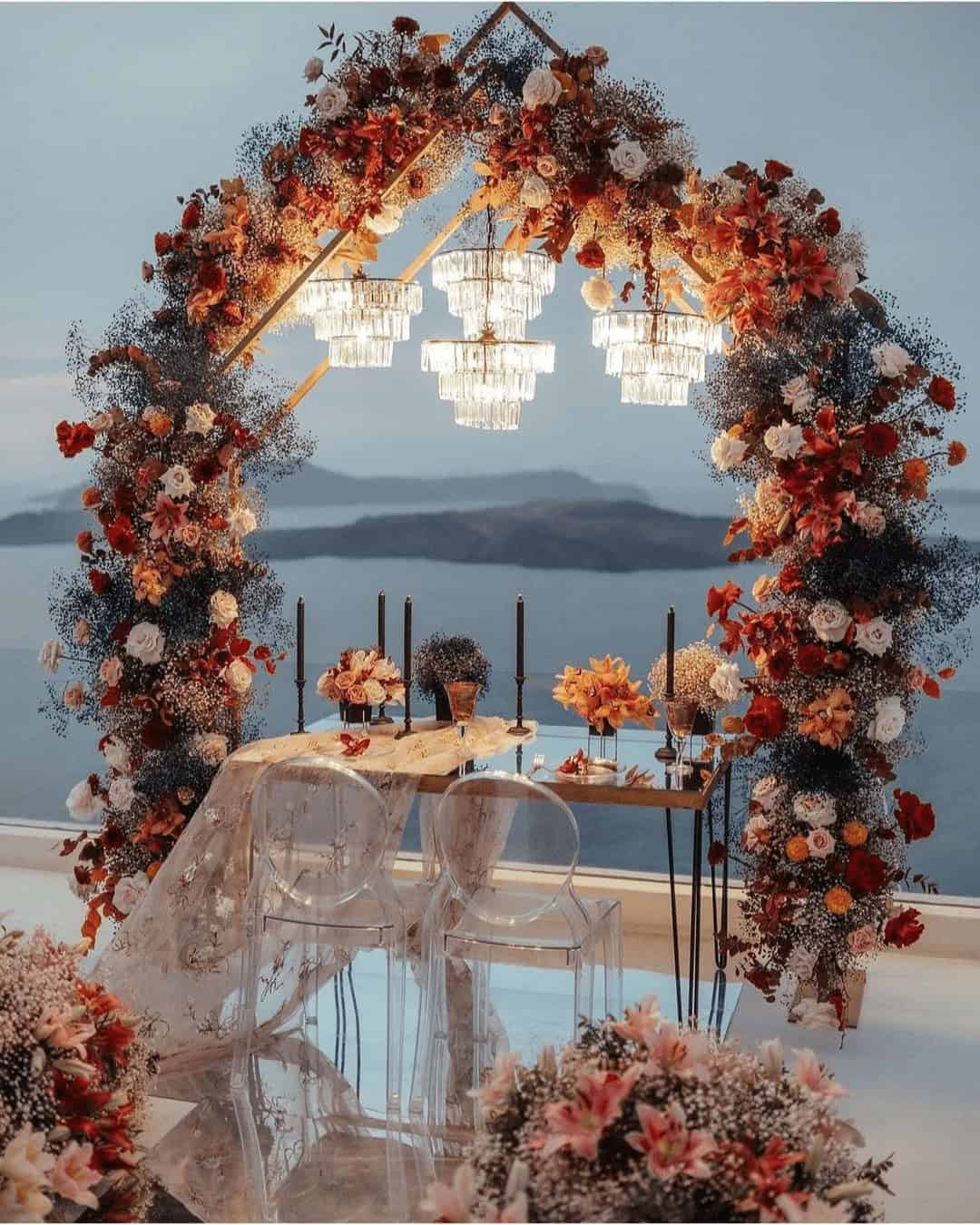 Romantic Wedding Arches With Fresh Flowers