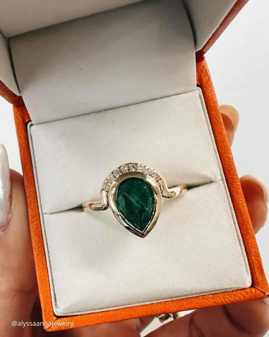 Vintage Emerald Engagement Rings