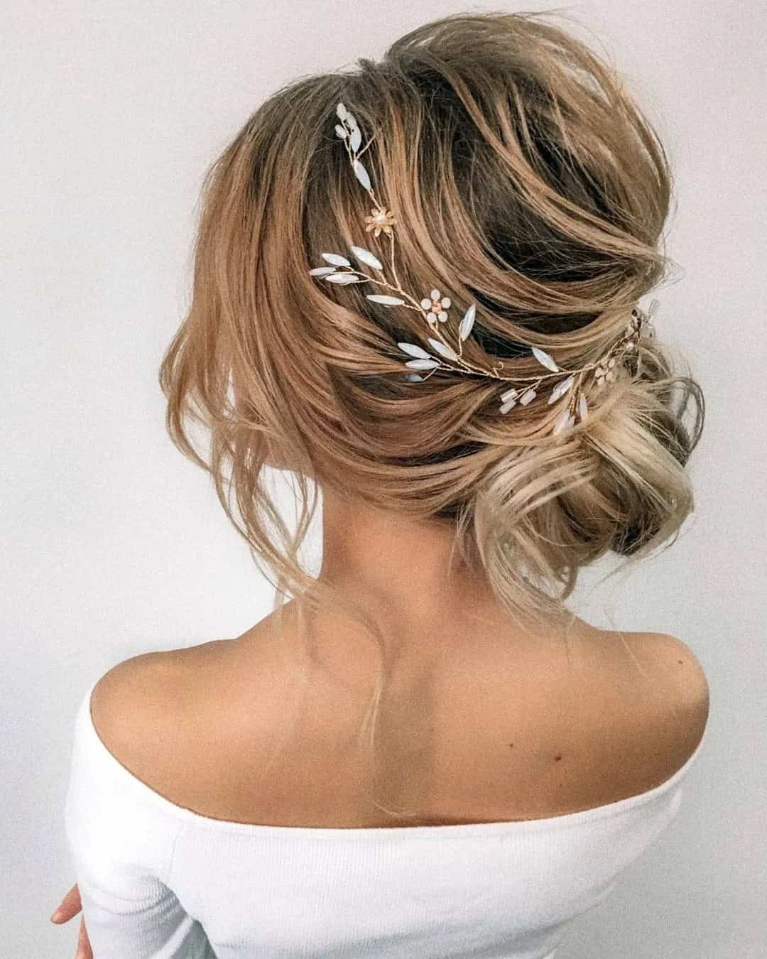 Slightly Messy Bridal Hair Ideas