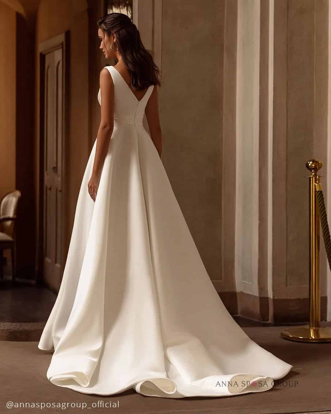 Anna Sposa Simple Wedding Dress