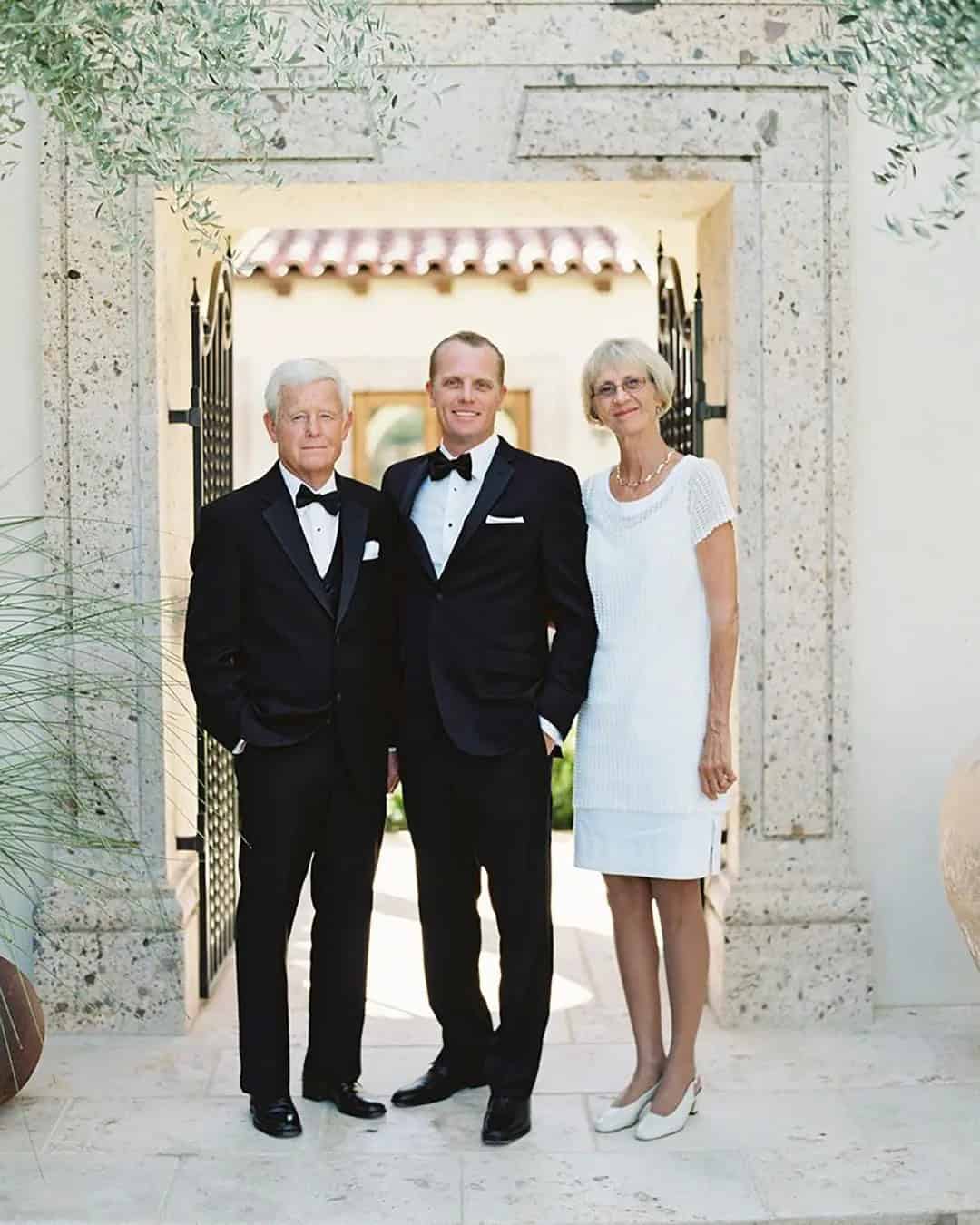 Family wedding Photos with Parents