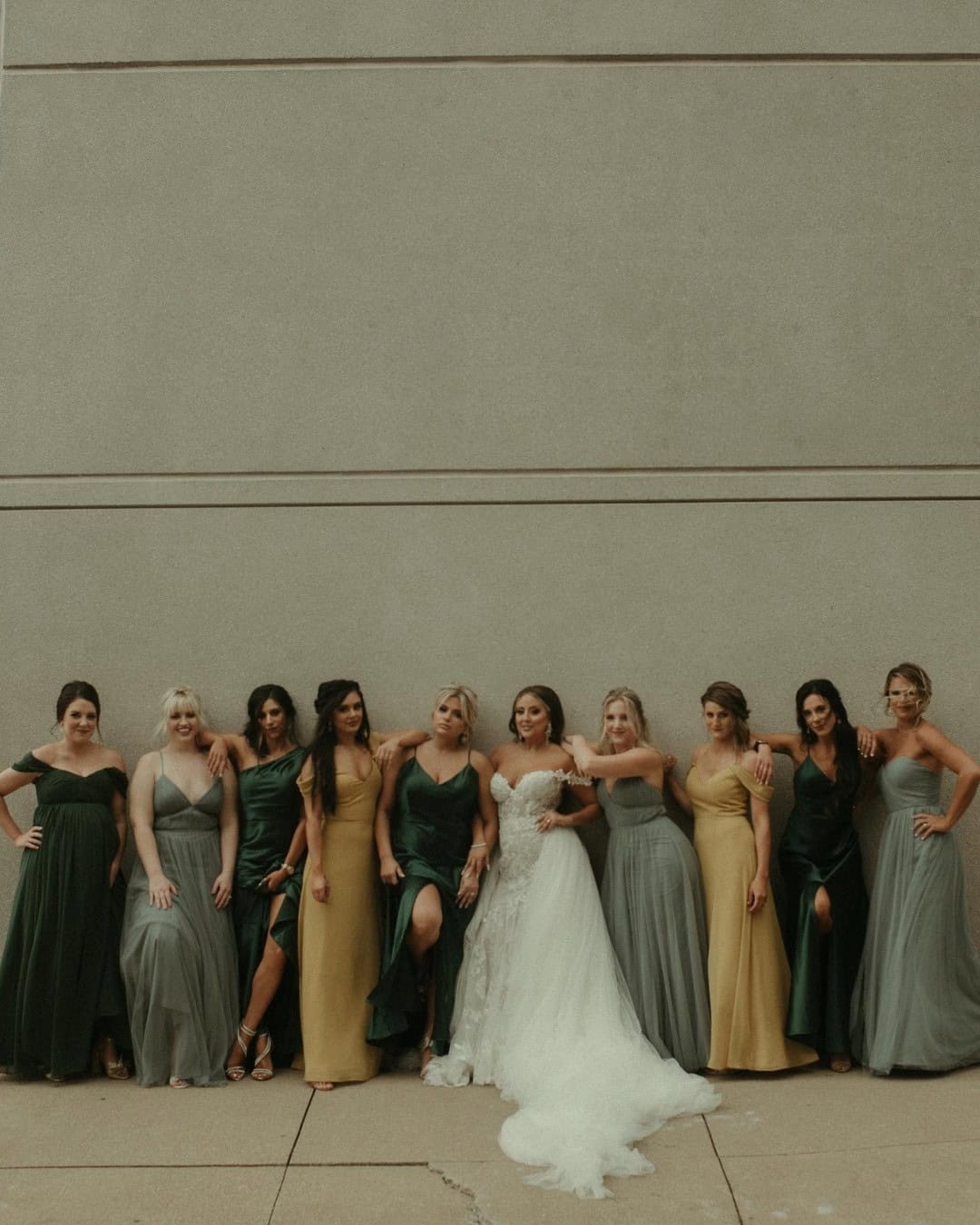 Creative Wedding Party Bridesmaid Photos