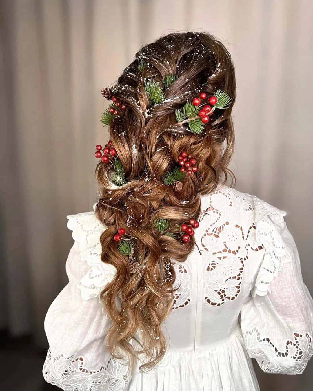 Hair Accessories For Winter Weddings