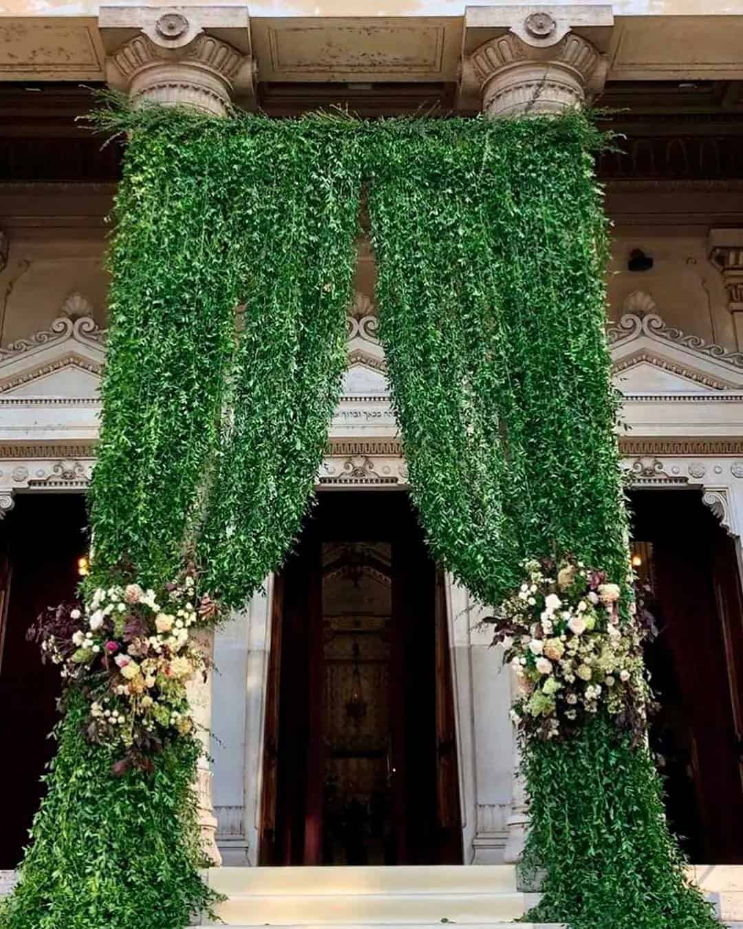 Front Of Church Wedding Decorations