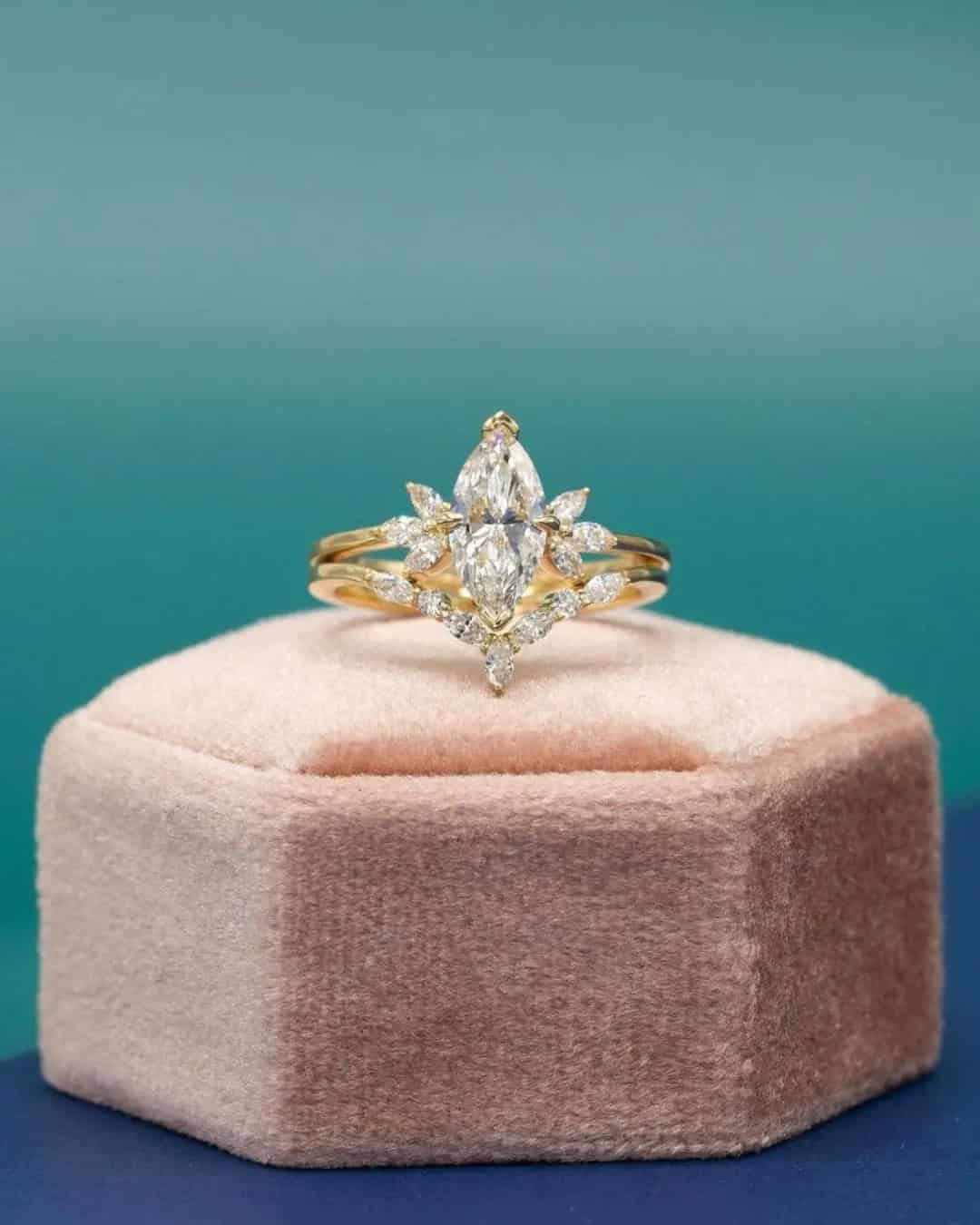 Engagement Rings In Stunning Sets