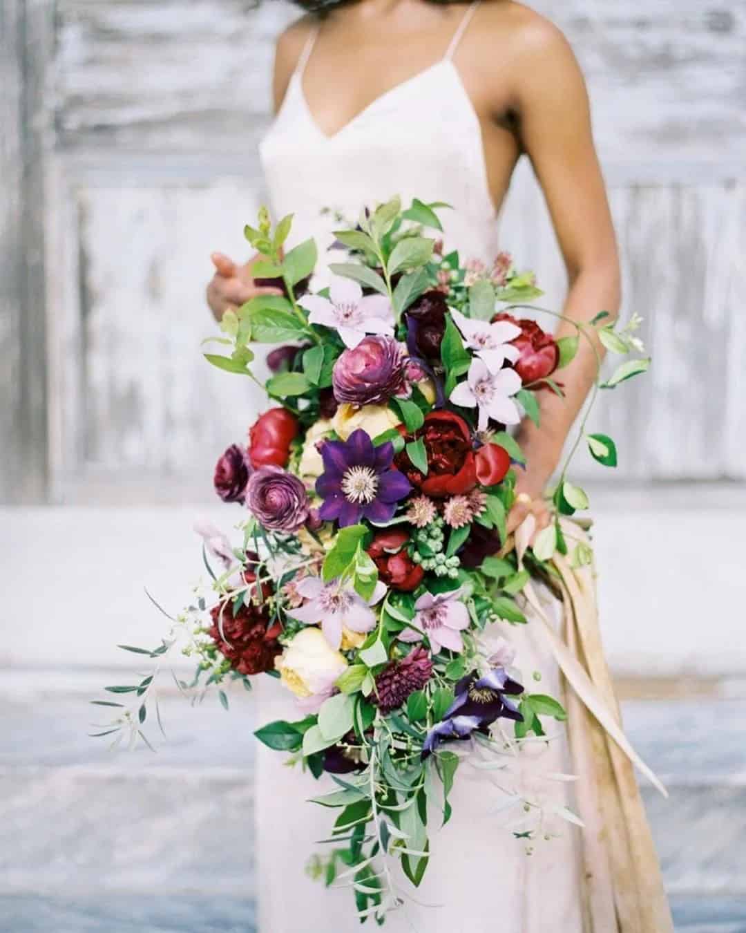 Beautiful Wedding Bouquets With Field Flowers