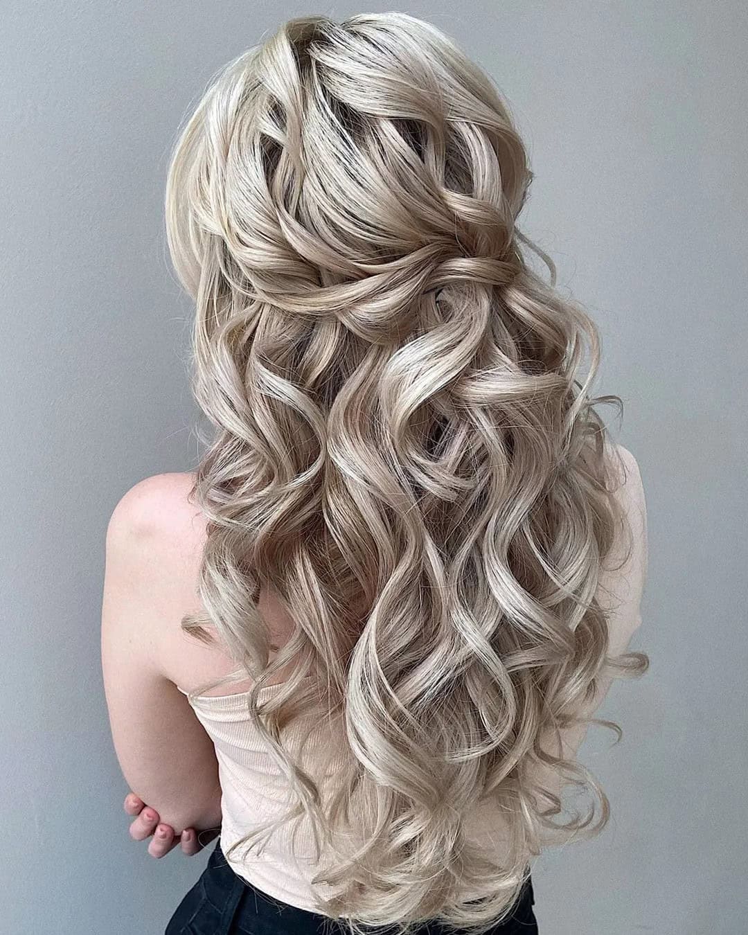 Charming Wedding Loose Curls