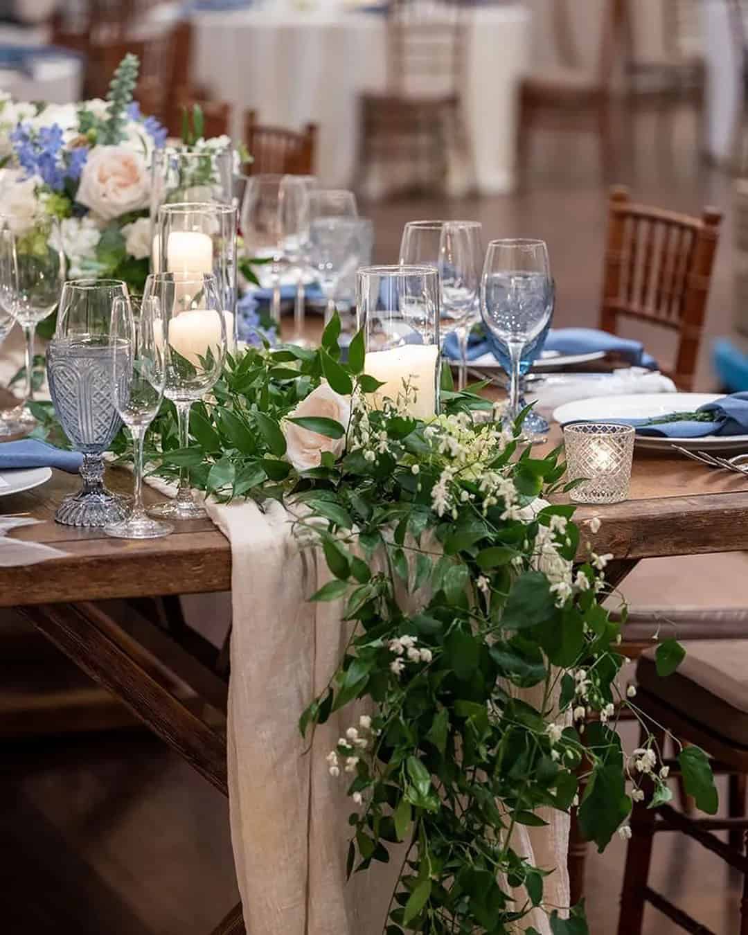 Rustic Wedding Table Decor