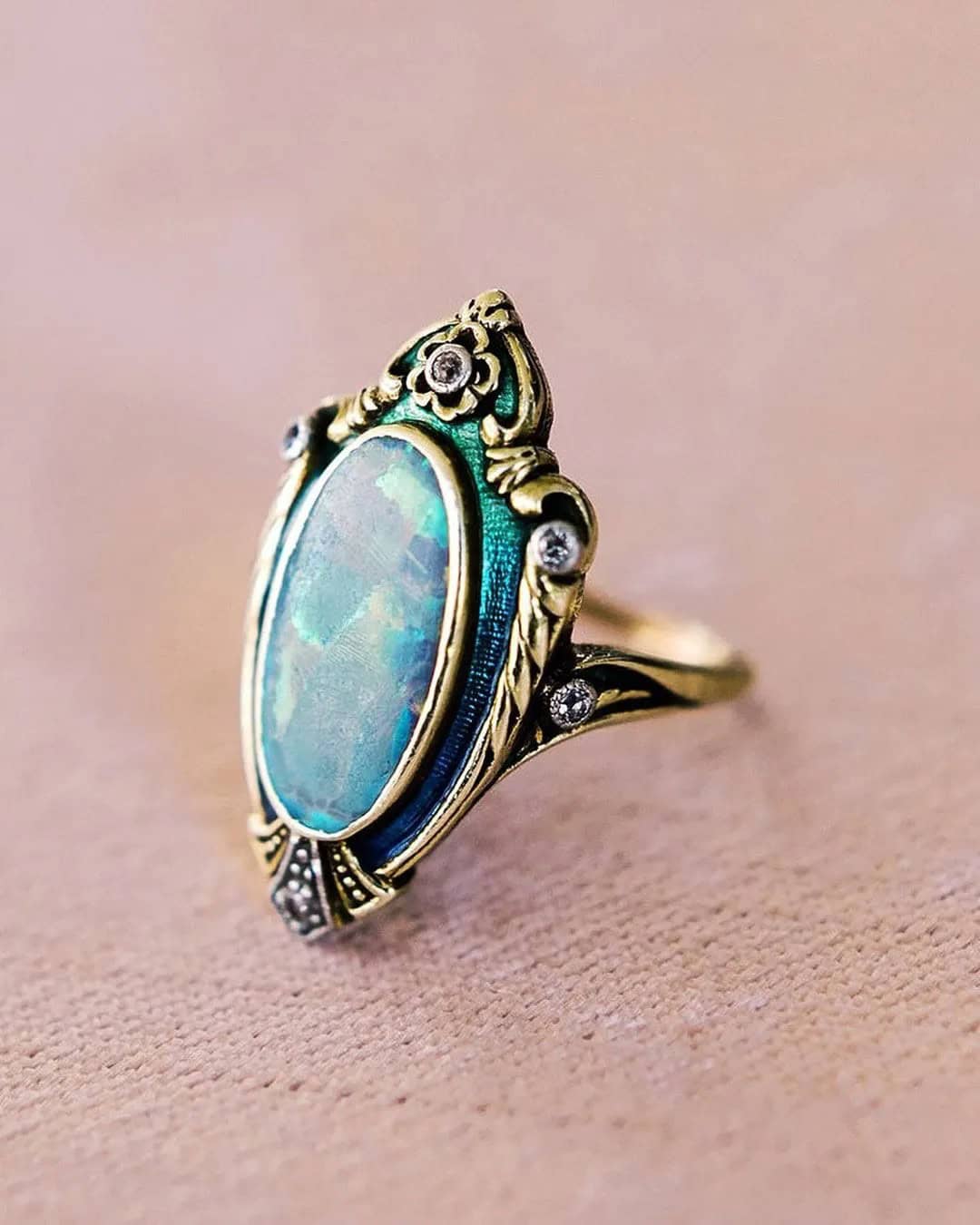 Colored Engagement Rings – Opal