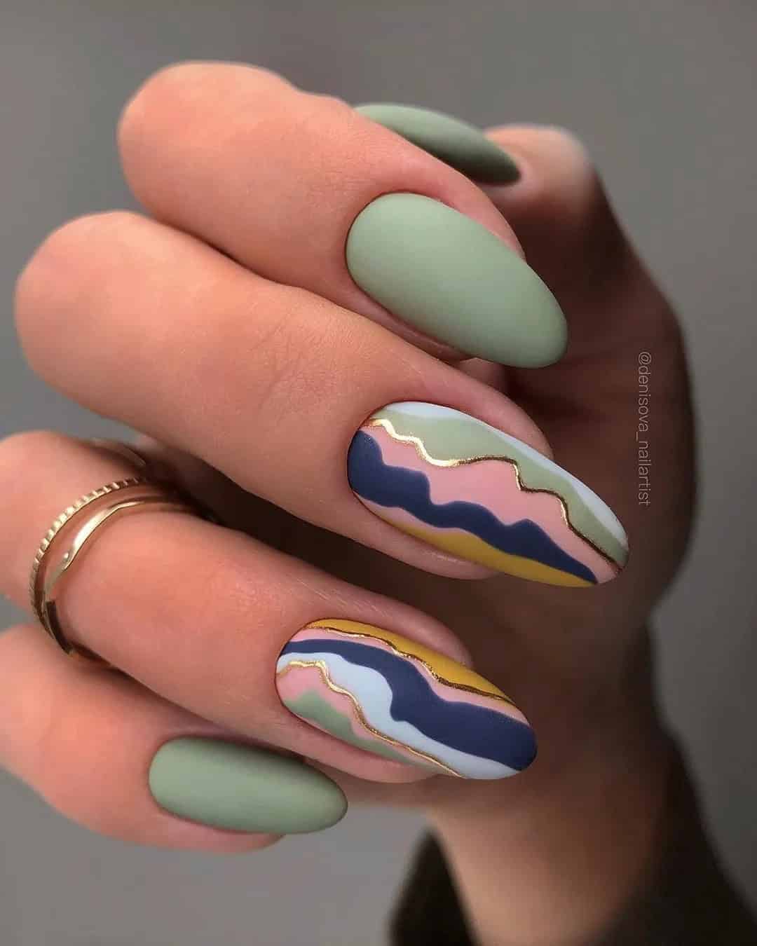 Stylish Wedding Manicure