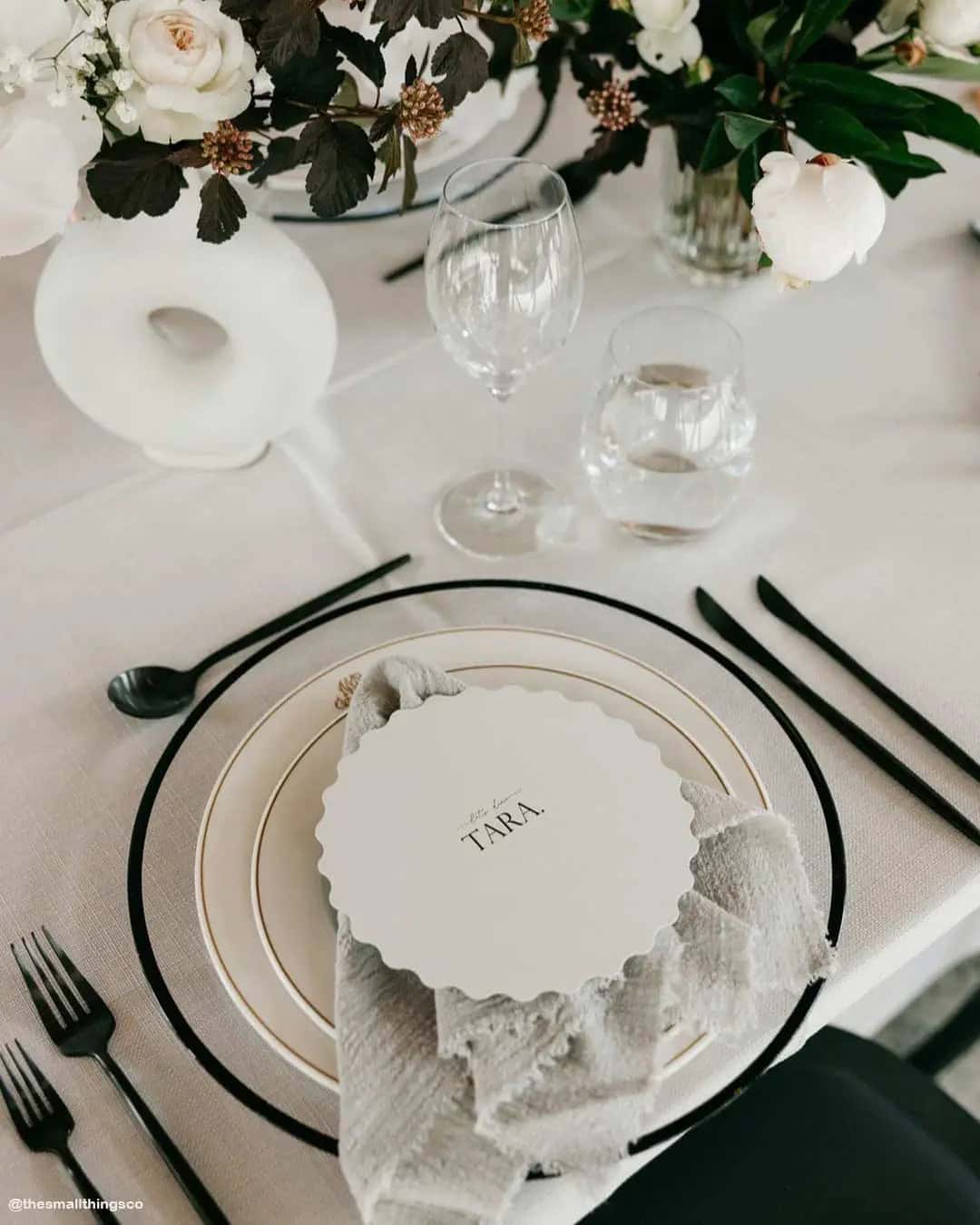 Table Setting Wedding Decorations