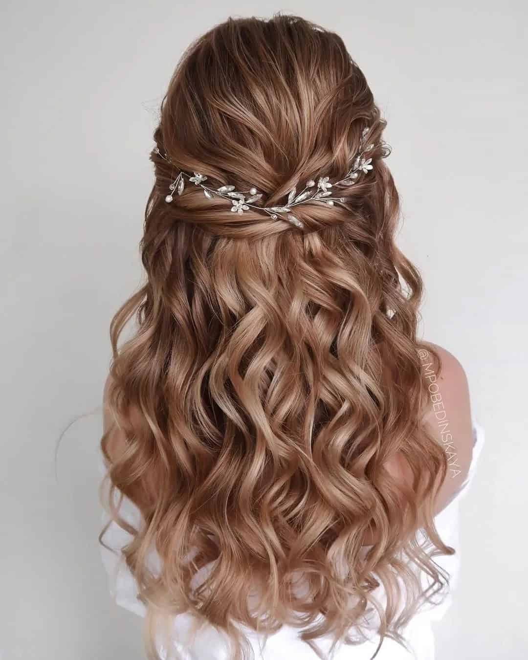 Hairstyles For Wedding Guest