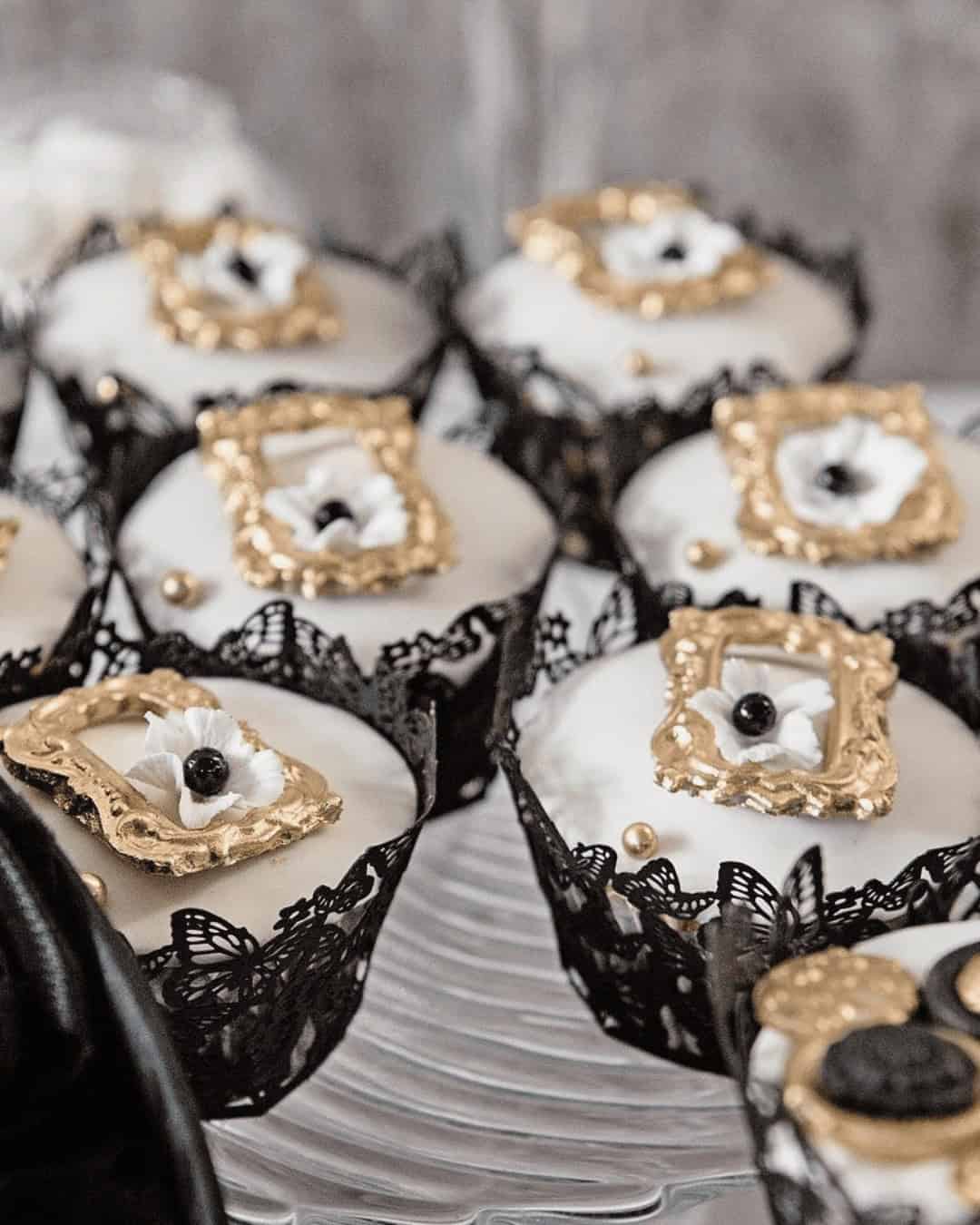 Black, Gold And White Cupcakes