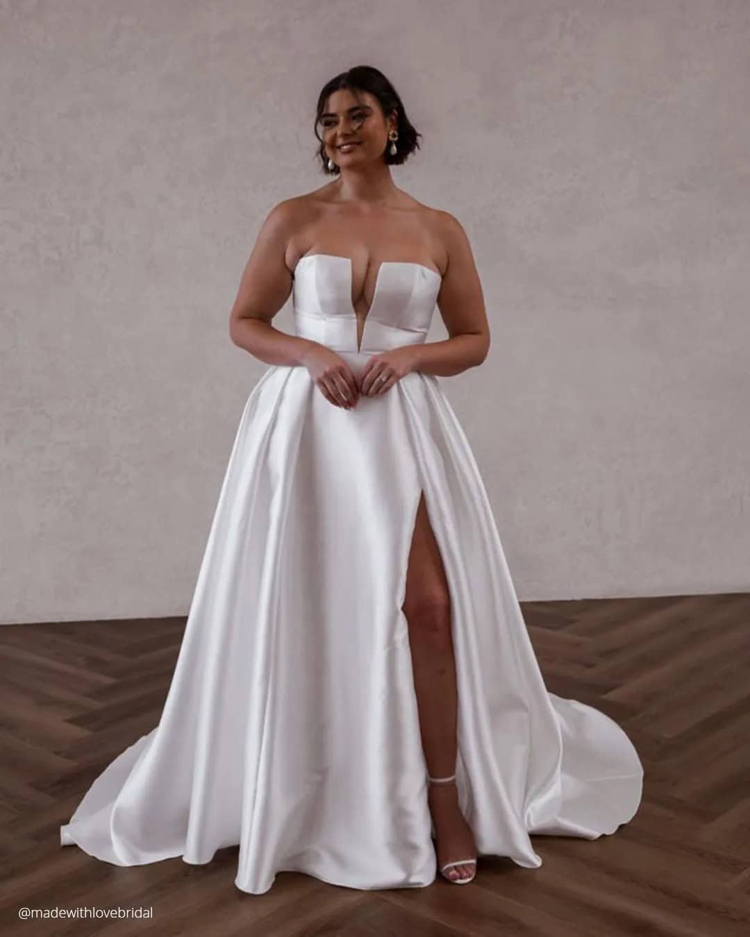 Plus Size Simple Wedding Dresses