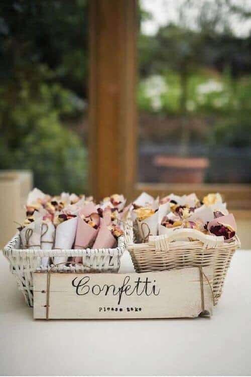 Dried flower confetti