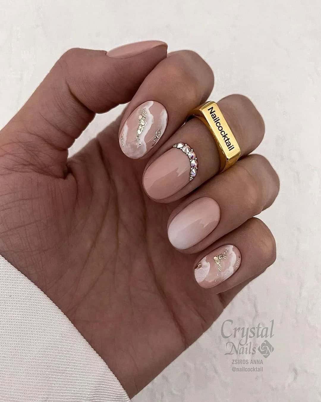 Short Almond Nails For Your Big Day