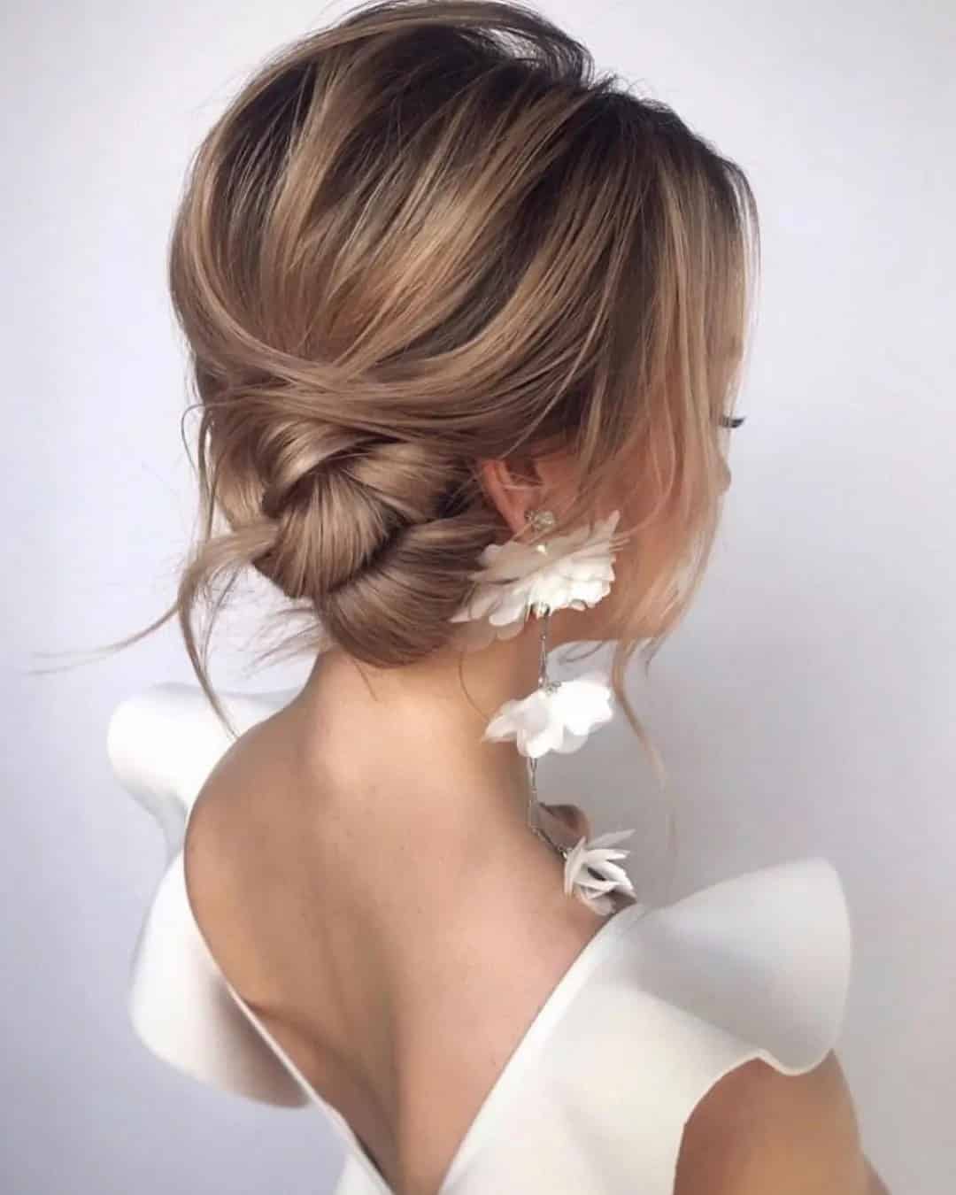 Easy Wedding Guest Side Bun Hairstyles