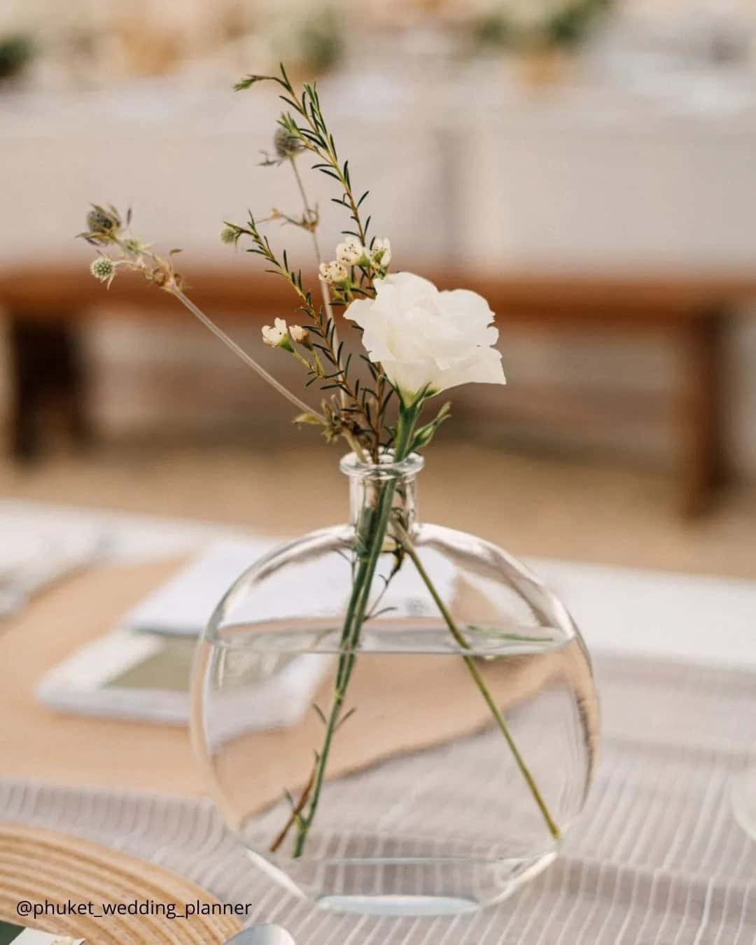 Mason Jars Wedding Centerpieces