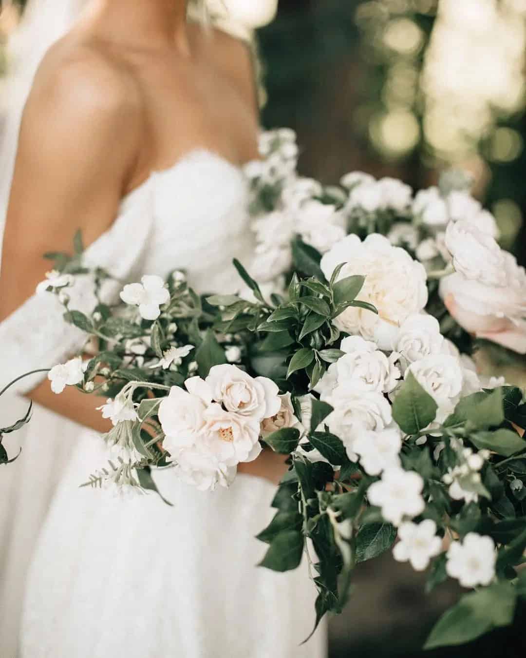 White Wedding Bouquets For Gentle Brides