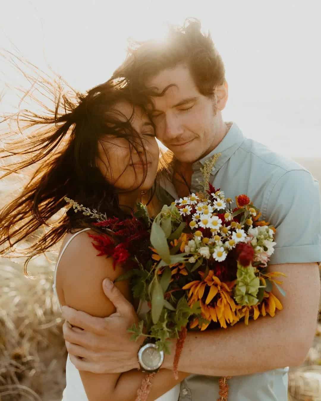 Bright Wedding Bouquets With Sunflowers