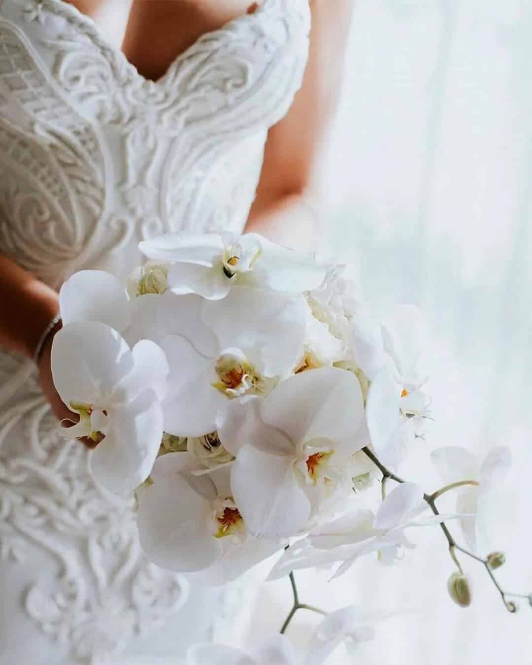 Delicate Wedding Bouquets