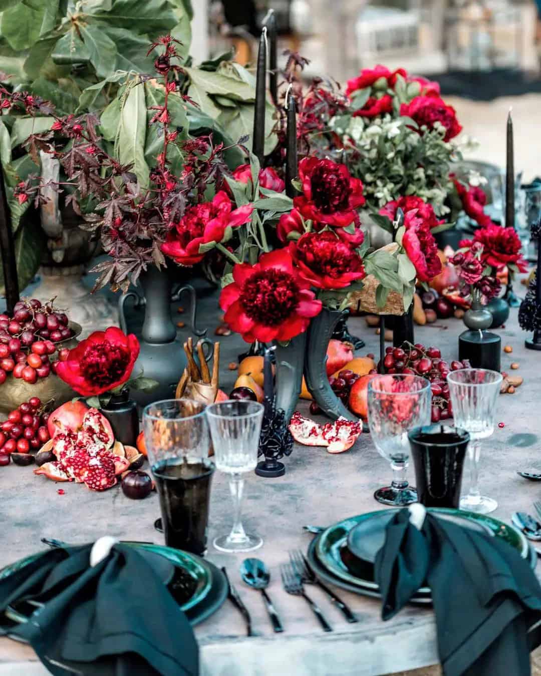 Wedding Decor Trends 2024 – Dark And Moody Flowers