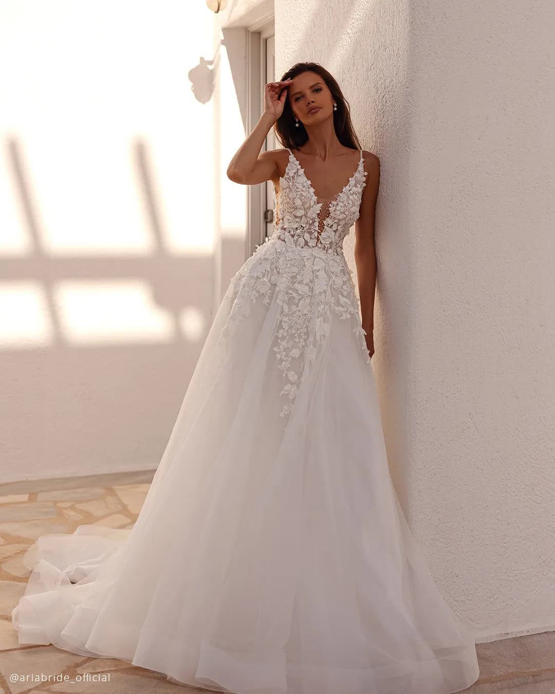 Lace Ball Gown Wedding Dresses