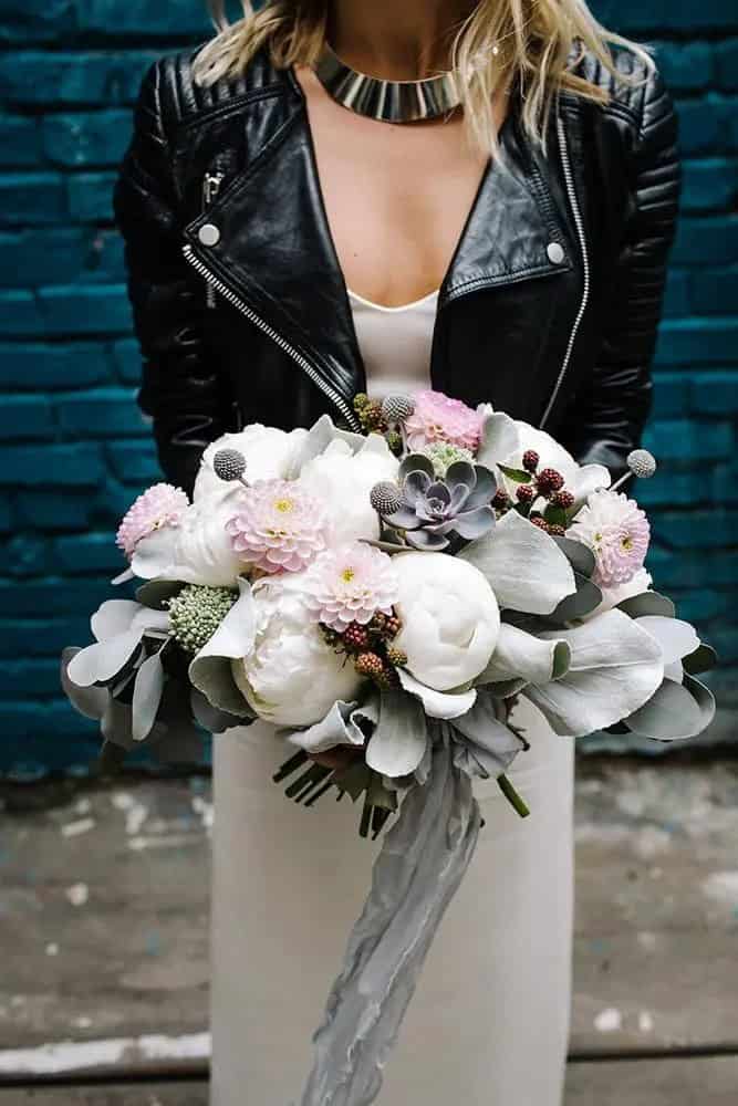 Trendy Summer Wedding Bouquets