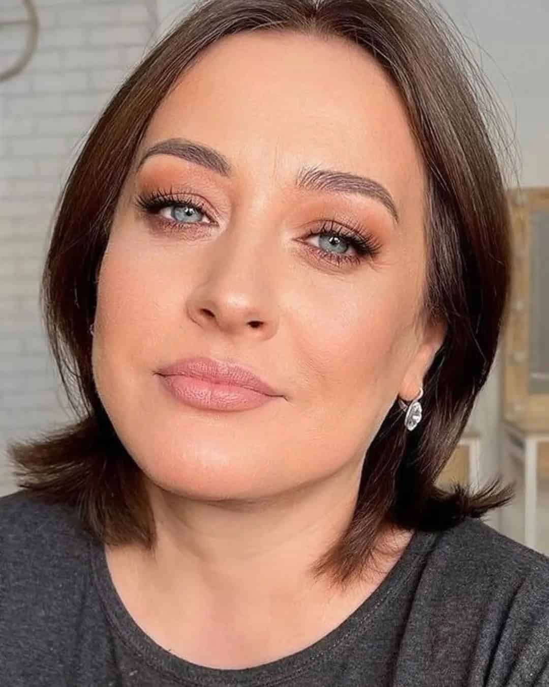 Natural Mother of The Bride Makeup