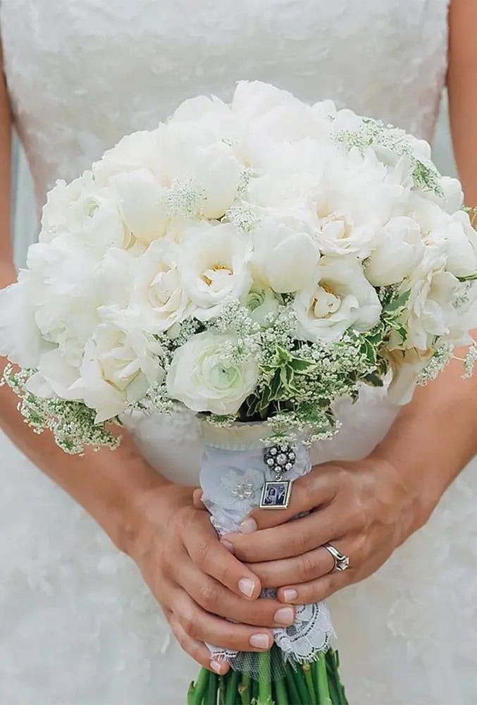 Wedding Bouquets and Boutonnieres