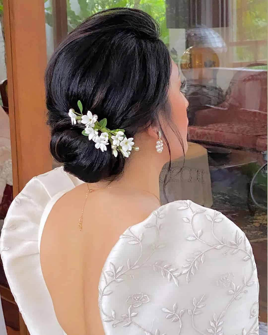 Wedding Bun Hairstyles With Flowers