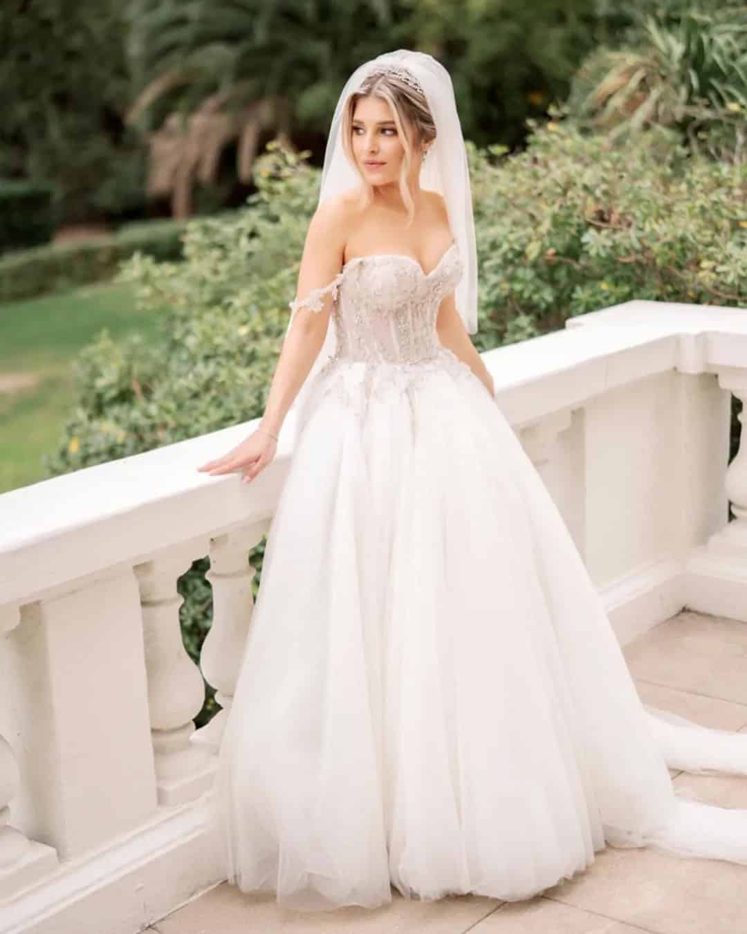 Aurora’s Bridal Dresses To Fall In Love