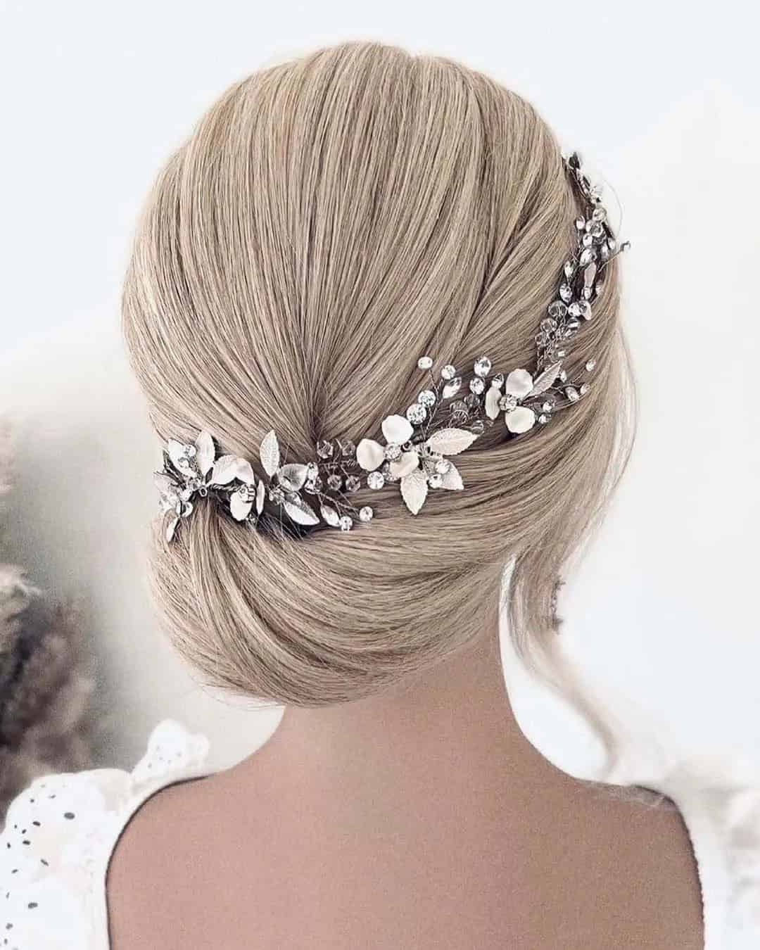 Classical Wedding Accessories