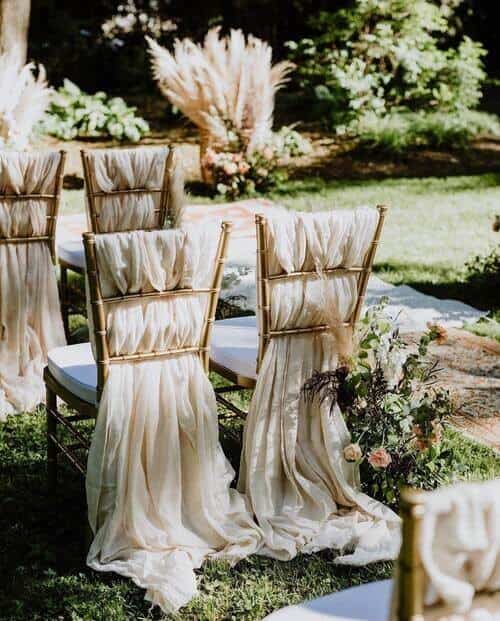 A veil for your chairs