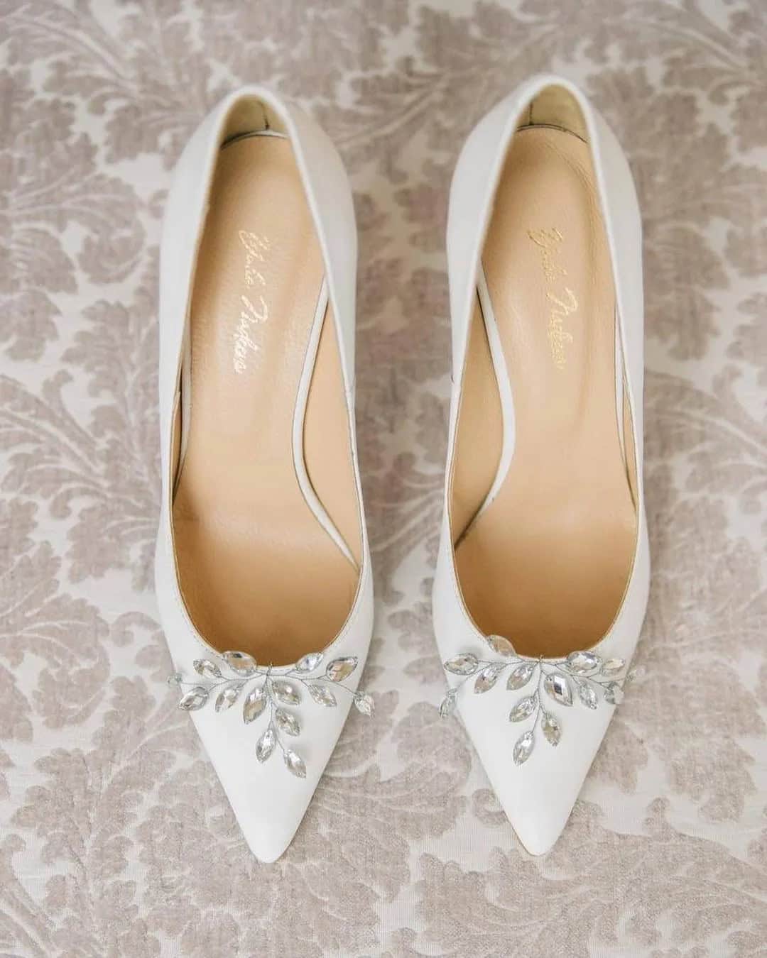 Elegant Closed Toe Shoes Wedding