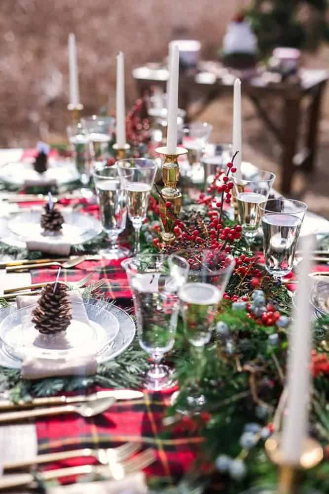 Christmas Wedding Decorations With Pines