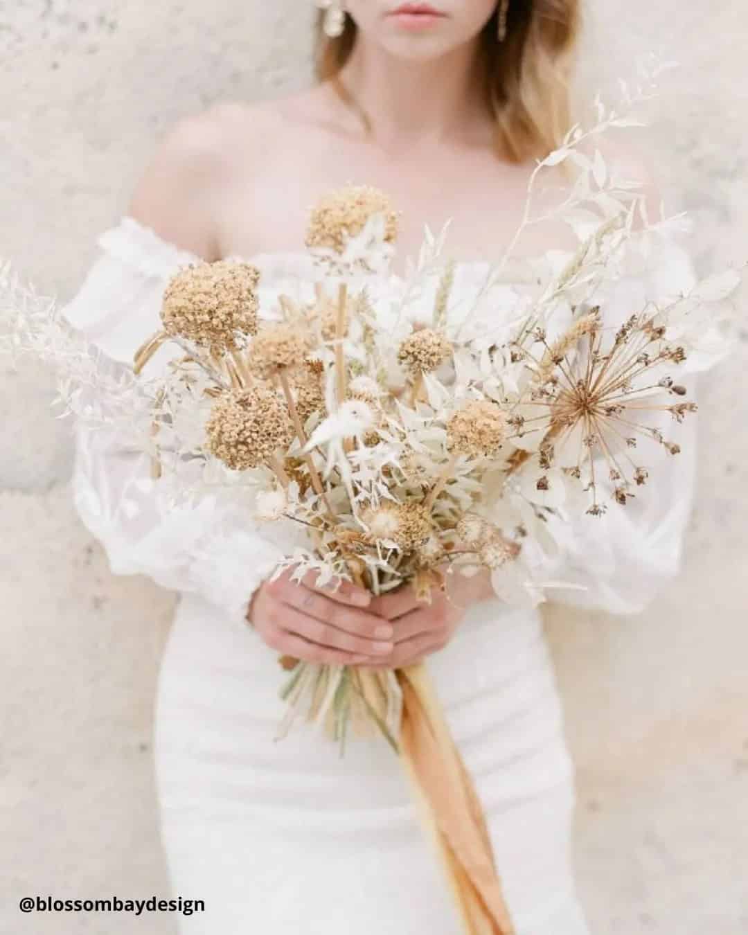 Beautiful Wedding Bouquets With Field Flowers