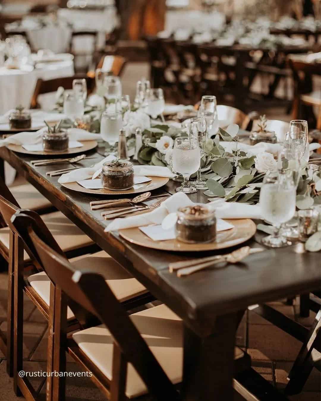 Simple Centerpieces for Wedding